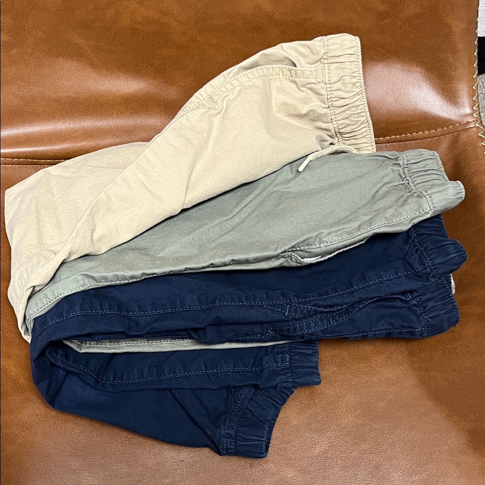 Gap Kids Khaki Joggers Set of 3 Small (6-7)